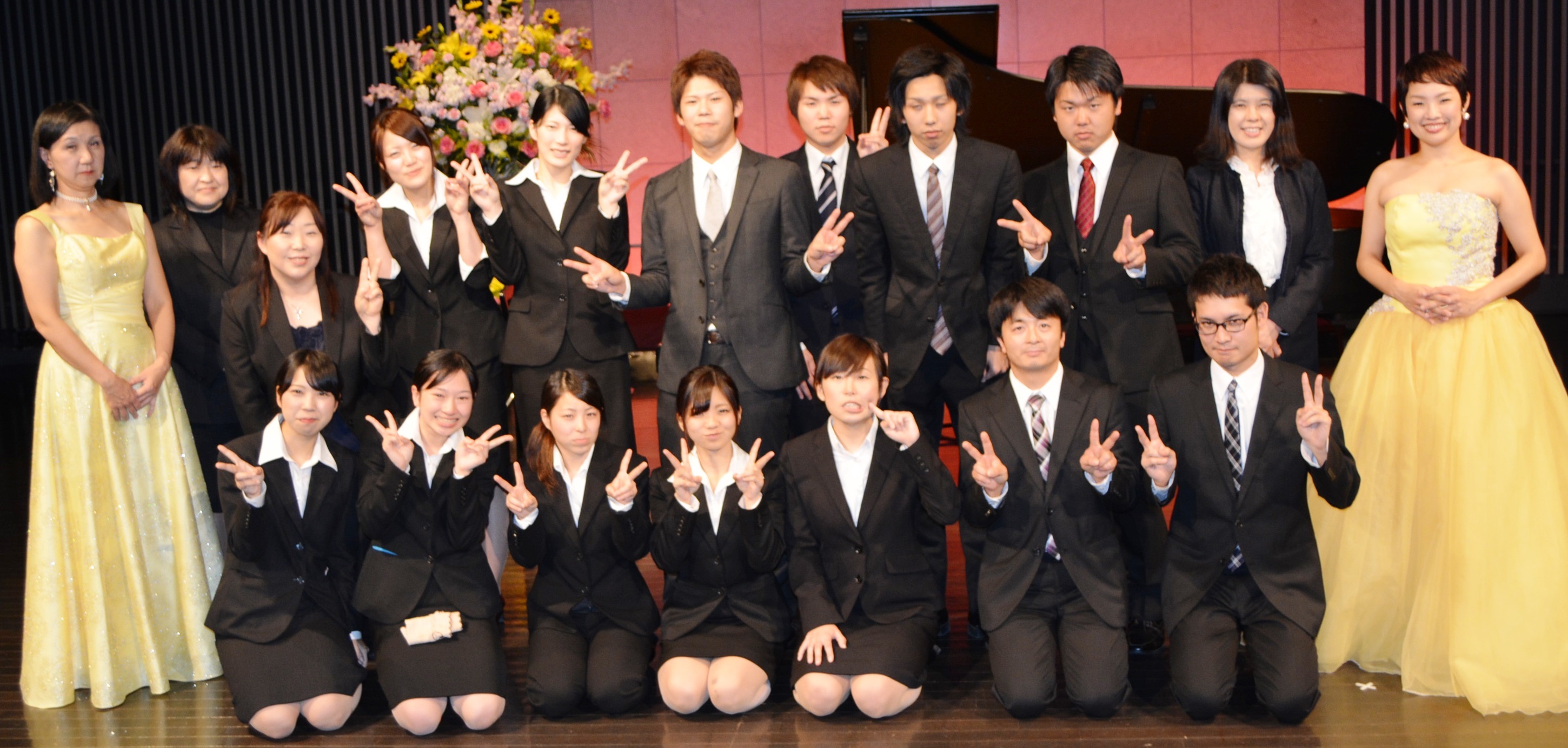 そそる集合写真 その10 [転載禁止]©bbspink.com	YouTube動画>4本 ->画像>2490枚 